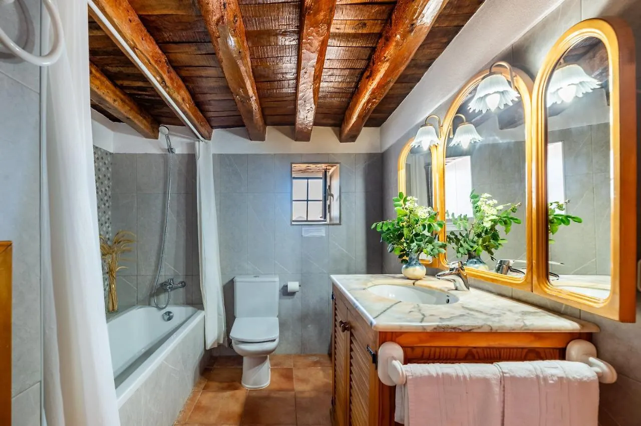 Villa Na Ribes 圣卡洛斯